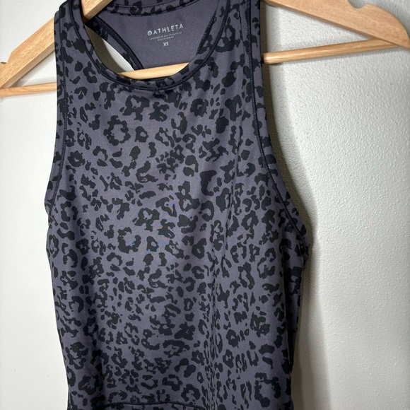 Athleta Leopard Shanti Crop Tank Top xs - Picture 3 of 7